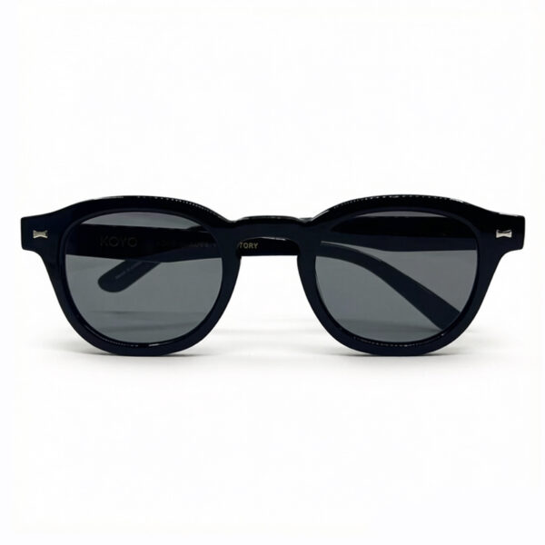 Black Retro Round Sunglasses - Image 5