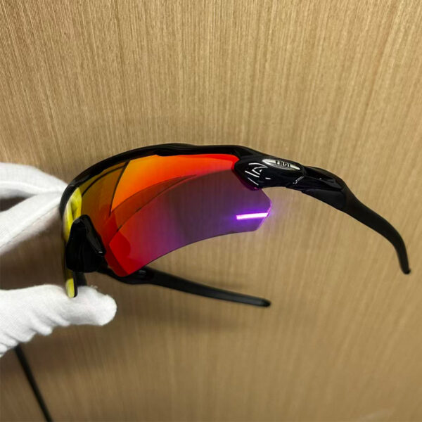 ERQI Gloss Black Frame Unisex Cycling Sunglasses, Professional Windproof Sand Resistant Sports Goggles with Clear Wide Vision - Image 3